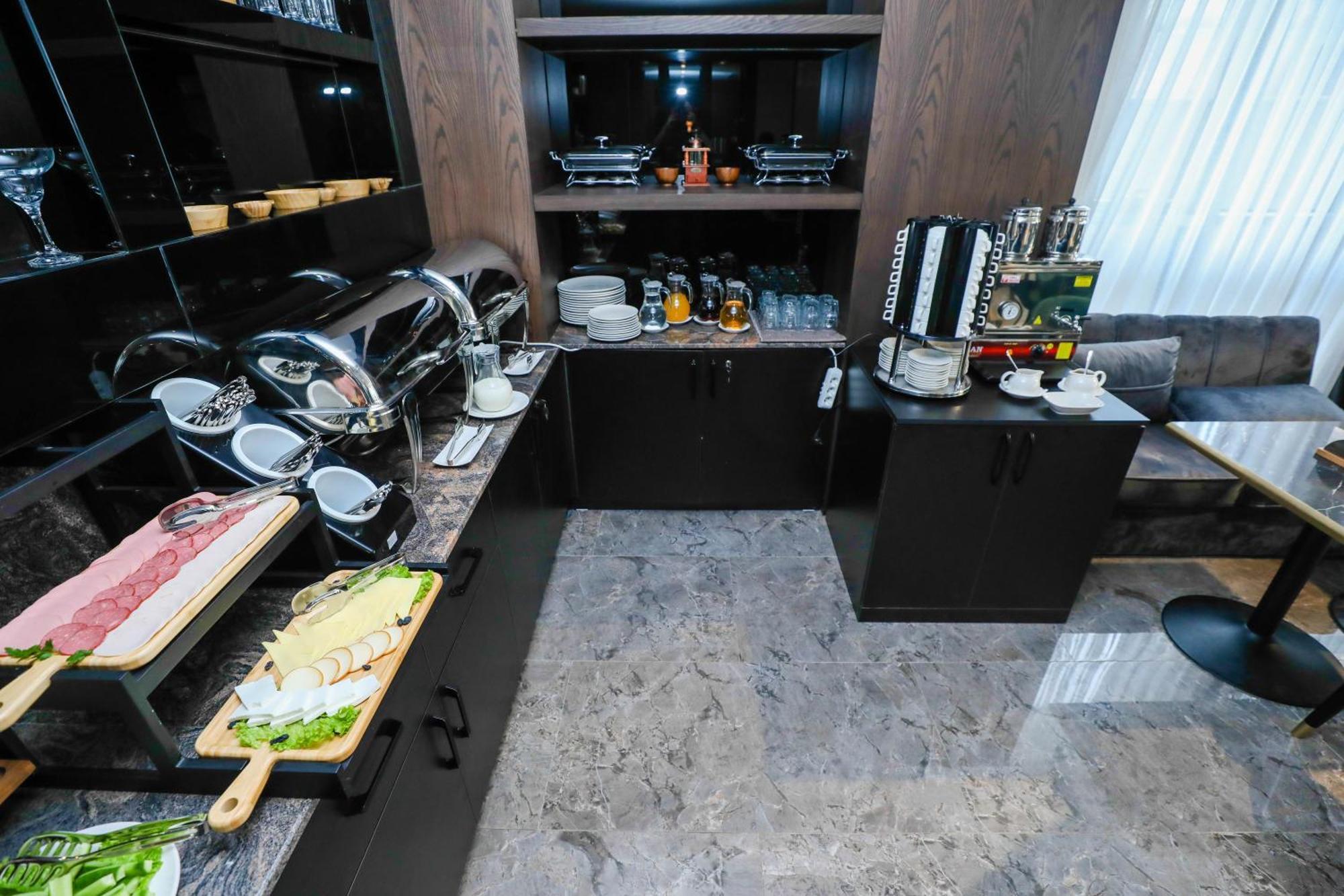 Arium Hotel Baku Kültér fotó