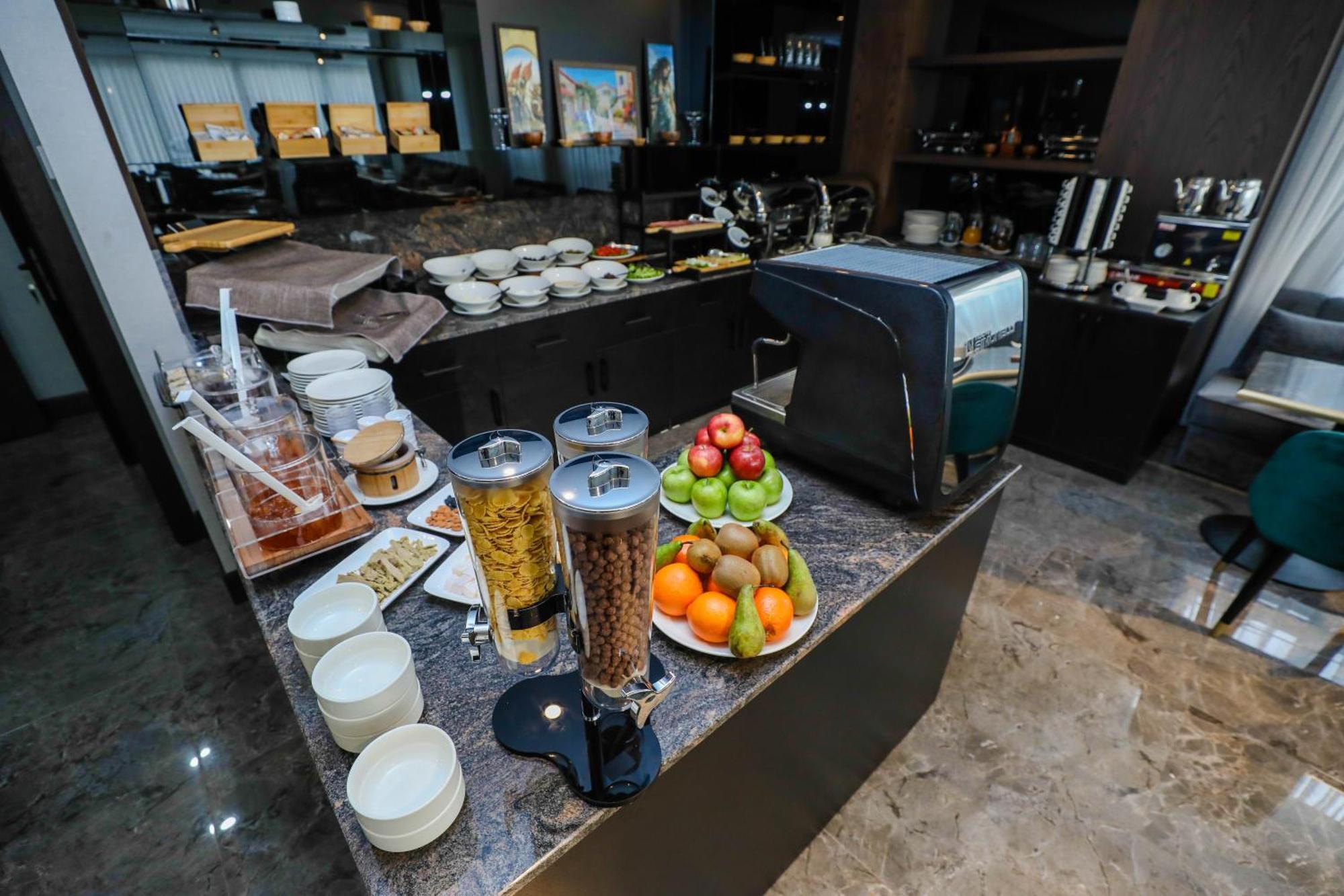 Arium Hotel Baku Kültér fotó