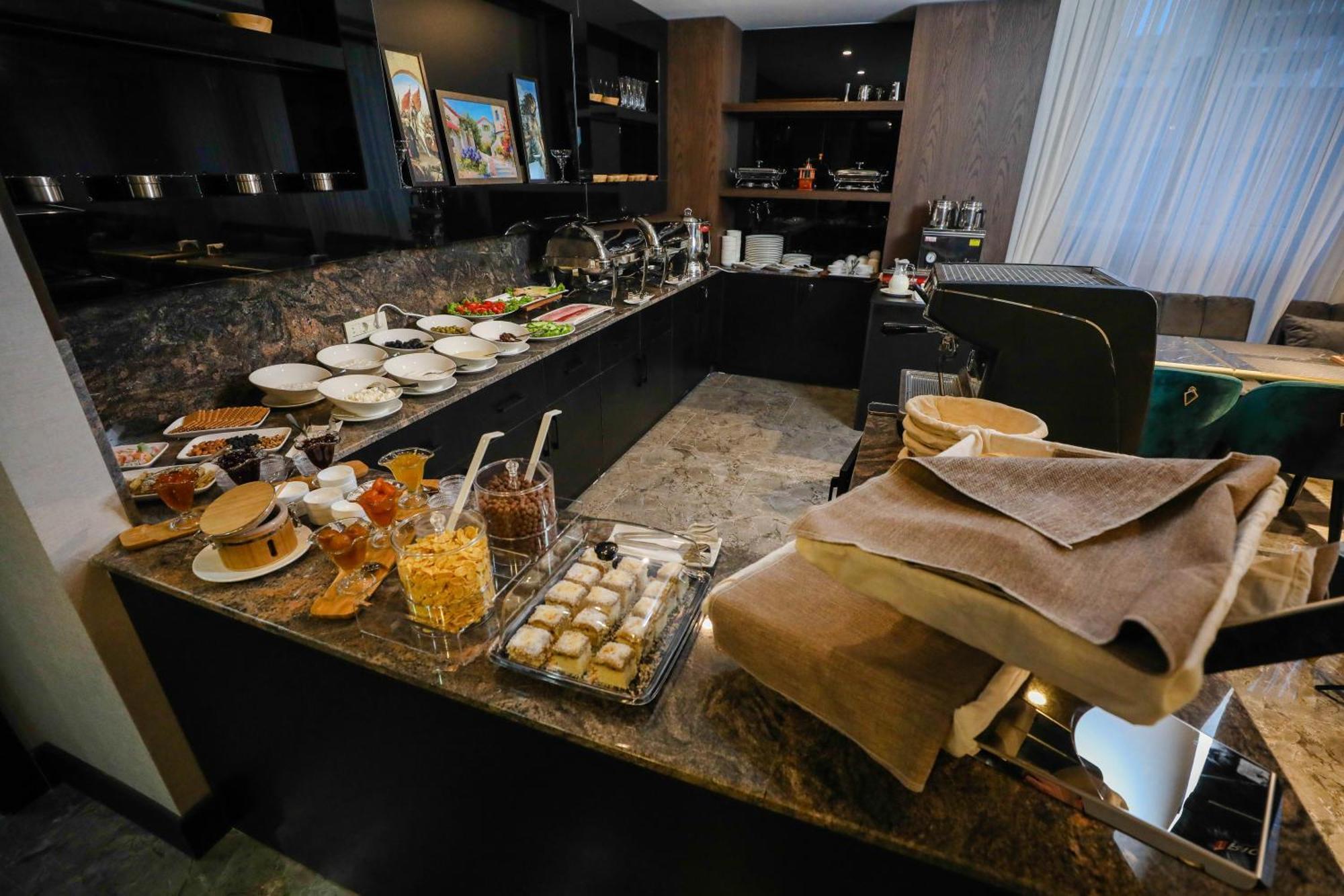 Arium Hotel Baku Kültér fotó