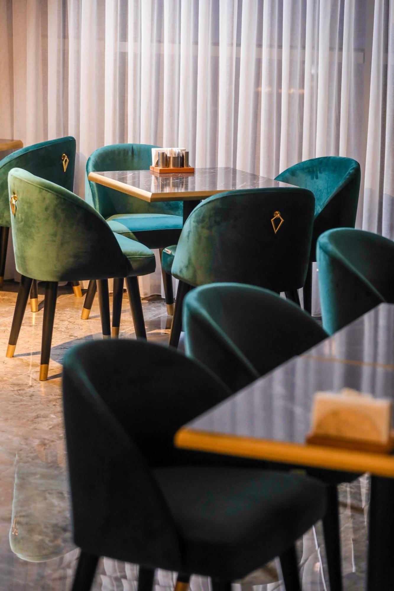 Arium Hotel Baku Kültér fotó